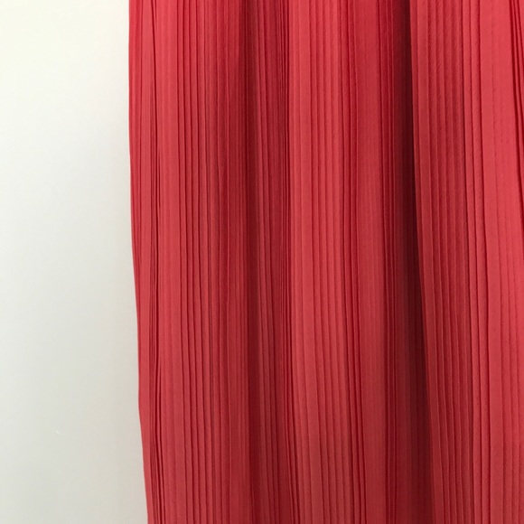 Flowy pleaded summer dress - Picture 4 of 8